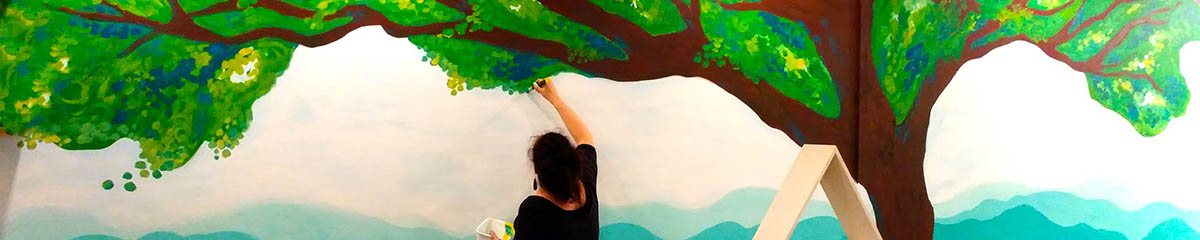 Hakini Mural Artist at Work